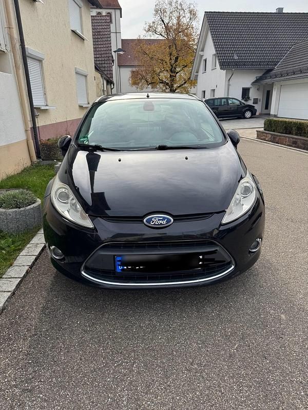 Schwarz Gebraucht 2010 Ford Fiesta Kleinwagen | 3.200 € (Teuer) - Bild 1/4