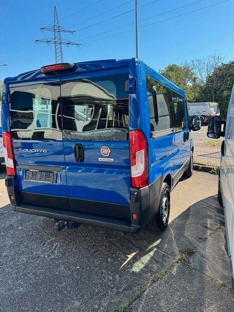 Gebraucht Fiat Ducato 140 PS (102 kW) 2022 Blau Van