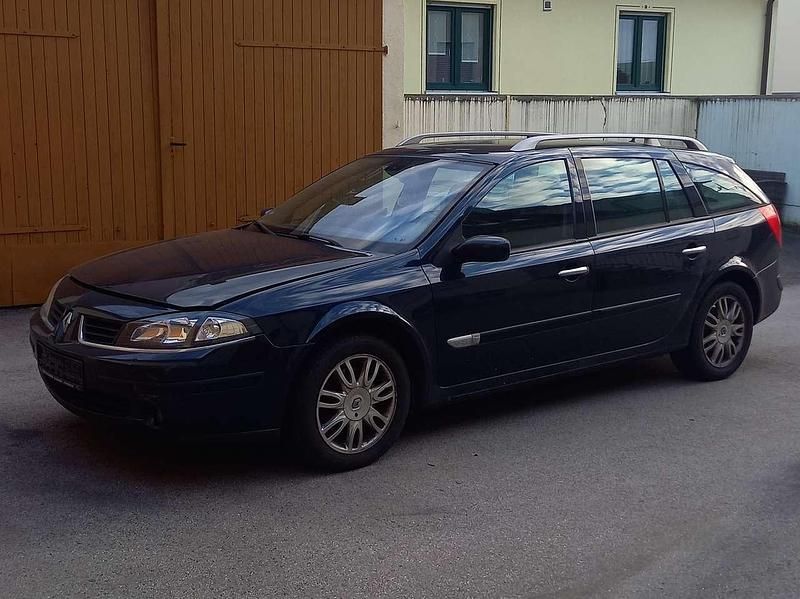 Schwarz Gebraucht 2006 Renault Laguna GrandTour Authentique Kombi | 700 € (Superpreis) - Bild 1/3