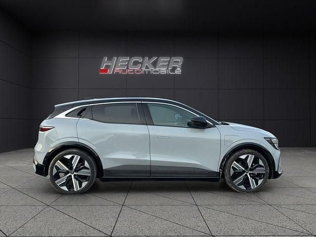 Gebraucht Renault Megane E-Tech Iconic 160 kW (218 PS) 2023 Grau kqj + schwarz gne Limousine