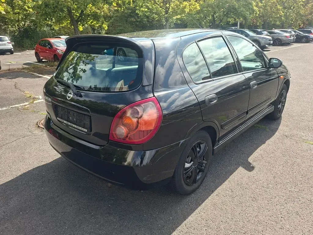 Gebraucht Nissan Almera Acenta+ 98 PS (72 kW) 2005 Schwarz Limousine