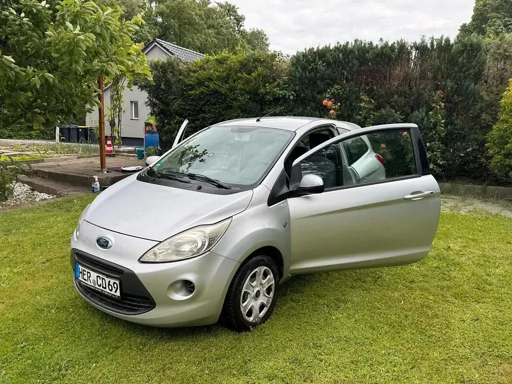Gebraucht Ford Ka 69 PS (50 kW) 2010 Silber Kleinwagen