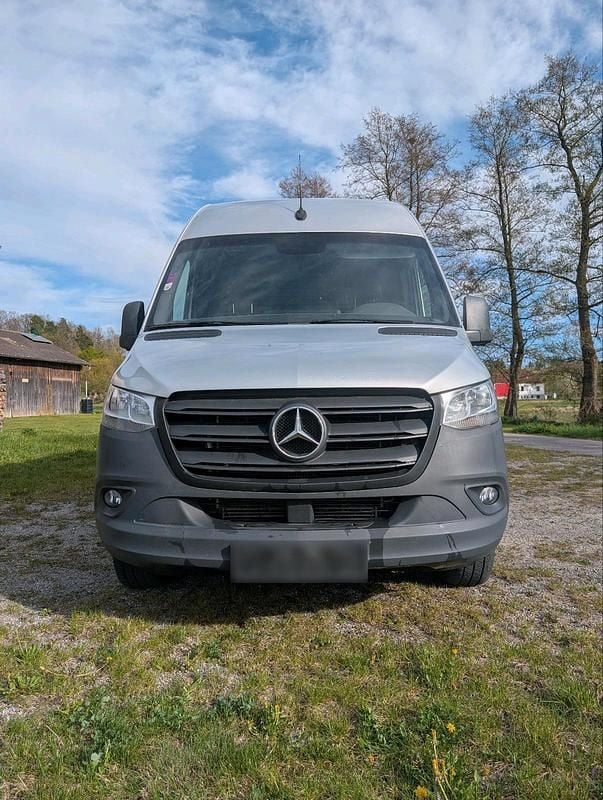 Second-hand Mercedes Sprinter 190 CP (139 kW) 2021 Argintiu Van
