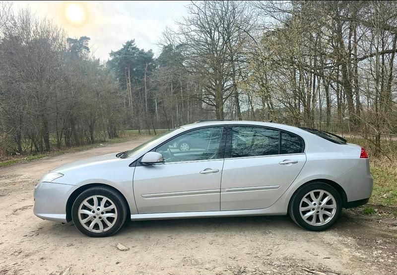 Gebraucht Renault Laguna III 170 PS (125 kW) 2008 Andere farben Limousine