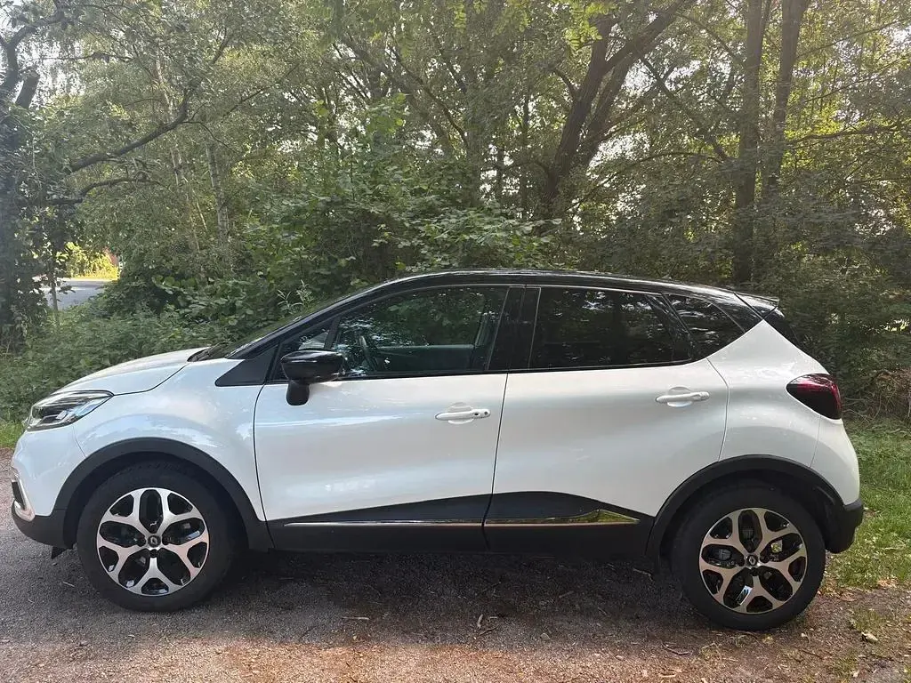 Gebraucht Renault Captur Collection 131 PS (96 kW) 2019 Weiß SUV