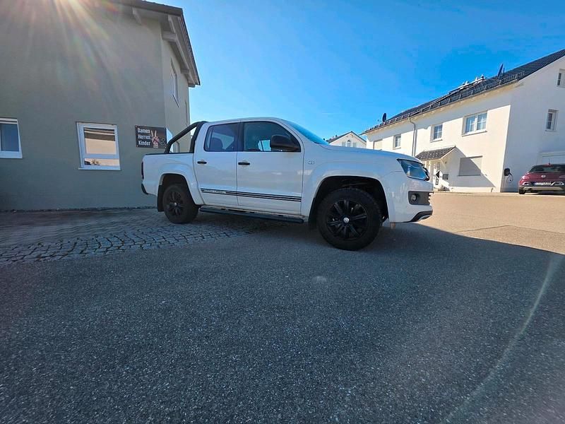 Gebraucht VW Amarok Dark Label 180 PS (132 kW) 2015 Weiß Abholung
