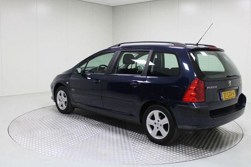 Gebraucht Peugeot 307 90 PS (66 kW) 2008 Blau Kombi