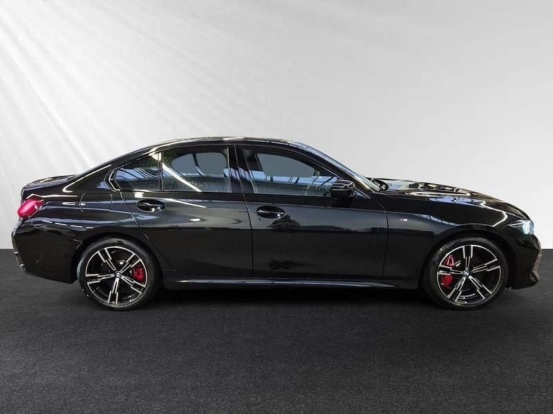 Neu BMW 320 M Sport 190 PS (139 kW) 2026 Black sapphire metallic Limousine