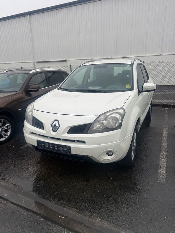 Gebraucht Renault Koleos Expression 171 PS (125 kW) 2009 Weiß SUV