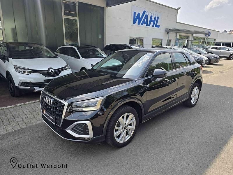 Mythosschwarz Gebraucht 2023 Audi Q2 Advanced SUV | 24.480 € (Fairer Preis) - Bild 1/4