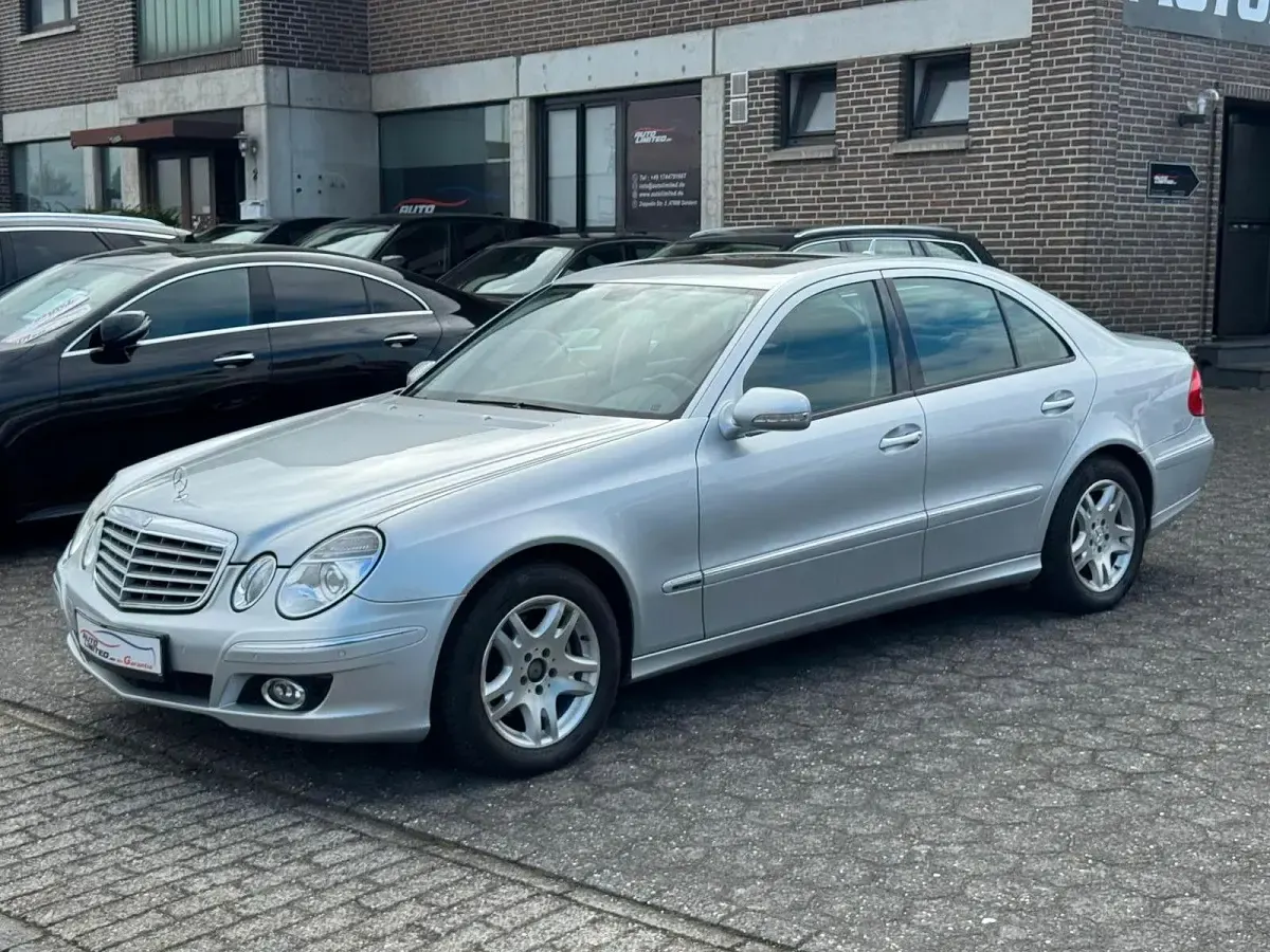Gebraucht Mercedes E280 Elegance 190 PS (139 kW) 2006 Silber Limousine