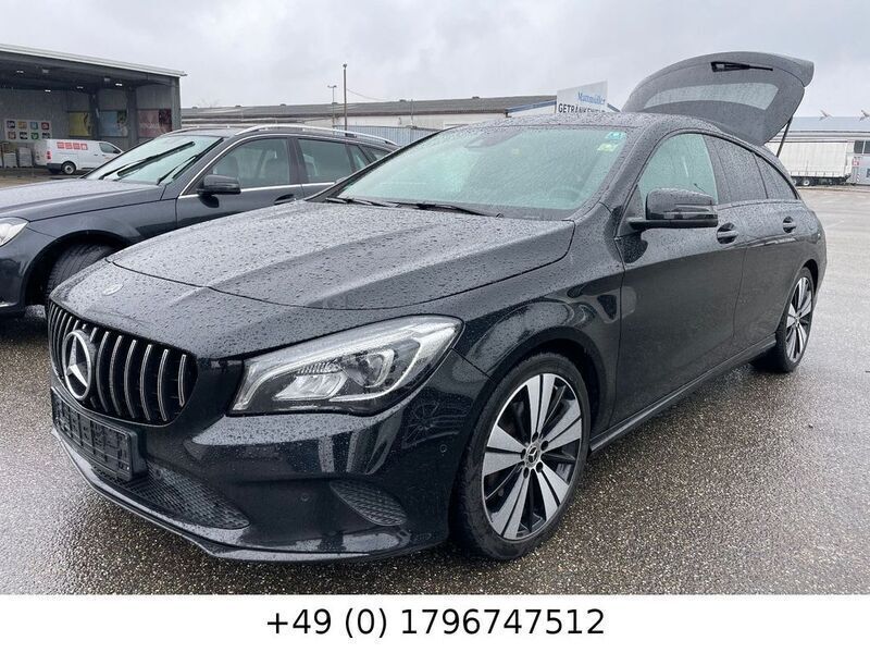 Schwarz Gebraucht 2018 Mercedes CLA180 Shooting Brake Kombi | 14.500 € (Guter Preis) - Bild 1/4