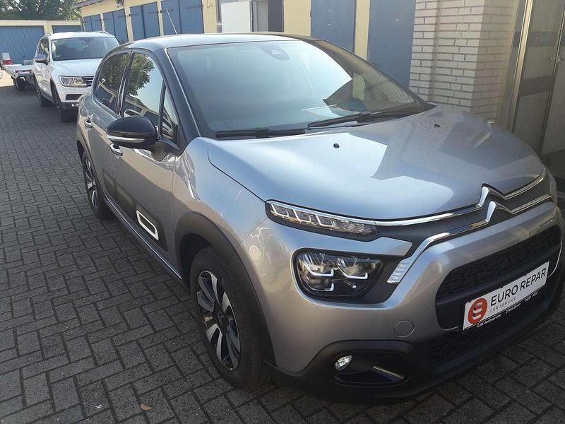Gebraucht Citroën C3 PureTech 110 PS (80 kW) 2024 Grau met dach schwarz Kleinwagen