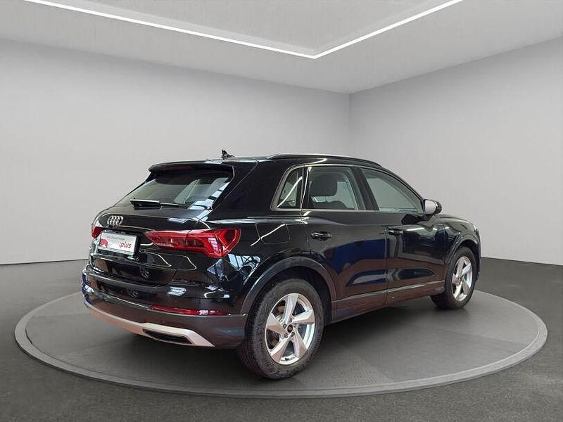 Gebraucht Audi Q3 Advanced 150 PS (110 kW) 2024 Mythosschwarz metallic SUV