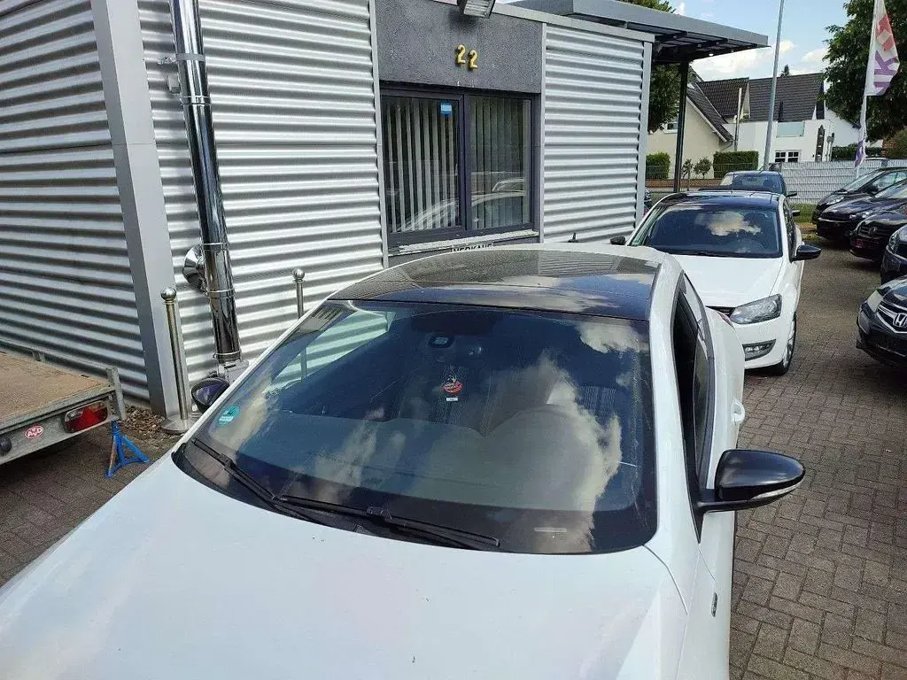 Gebraucht VW Scirocco Match 160 PS (117 kW) 2013 Weiß Coupé