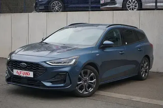 Usata Ford Focus ST-Line 155 CV (114 kW) 2022 Blu Station wagon