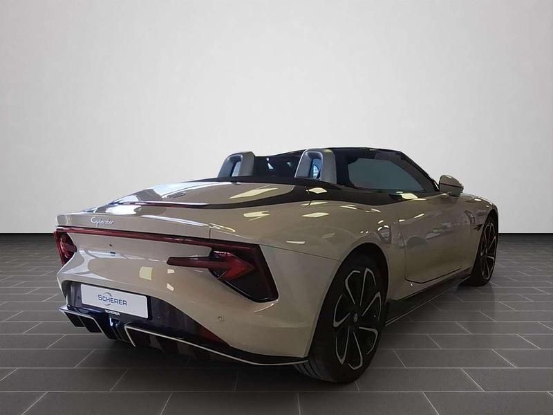Gebraucht MG Cyberster 250 kW (340 PS) 2026 Ivory white Cabrio