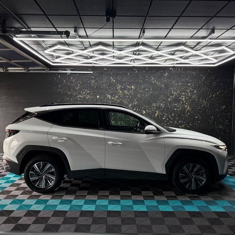 Gebraucht Hyundai Tucson Trend 230 PS (169 kW) 2021 Weiß SUV