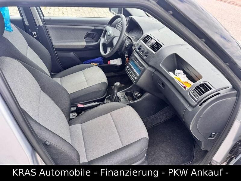 Gebraucht Skoda Fabia Special 60 PS (44 kW) 2010 Silber Kleinwagen