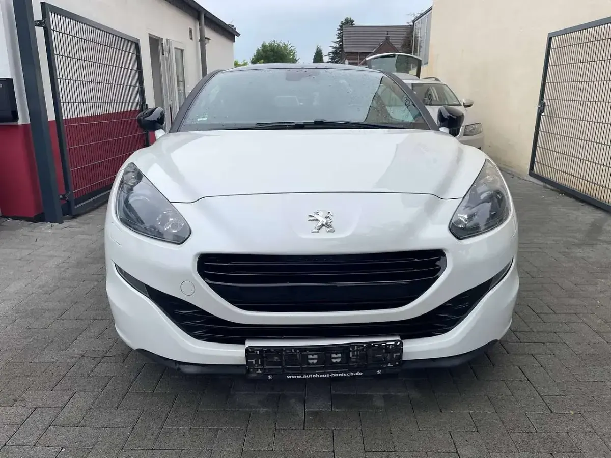 Gebraucht Peugeot RCZ 163 PS (119 kW) 2014 Lack weiss perlglänzend/ Coupé