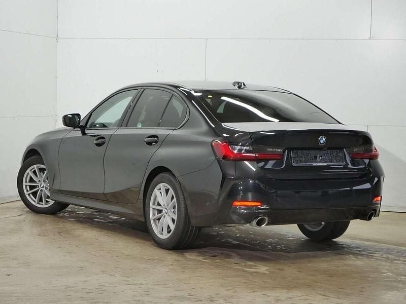 Gebraucht BMW 318 Comfort Edition 156 PS (114 kW) 2024 Schwarz Limousine