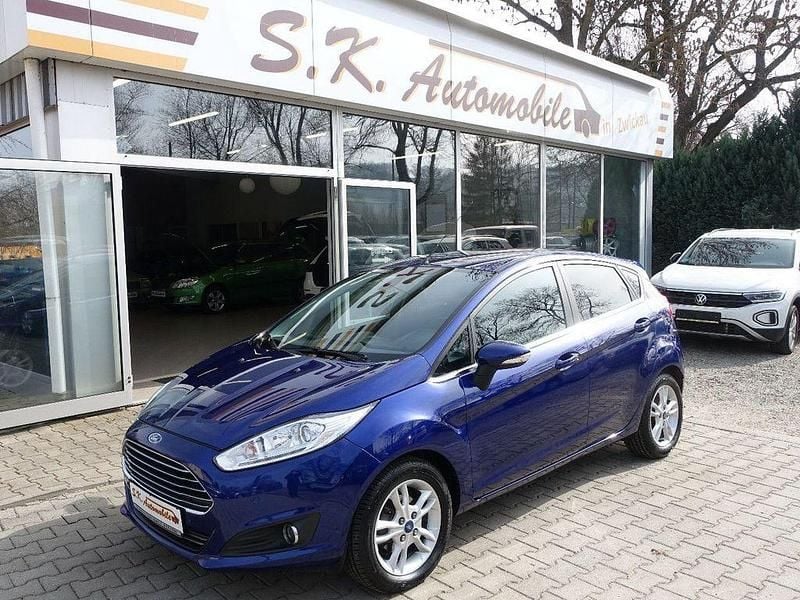 Gebraucht Ford Fiesta Titanium 95 PS (69 kW) 2016 Blau Limousine