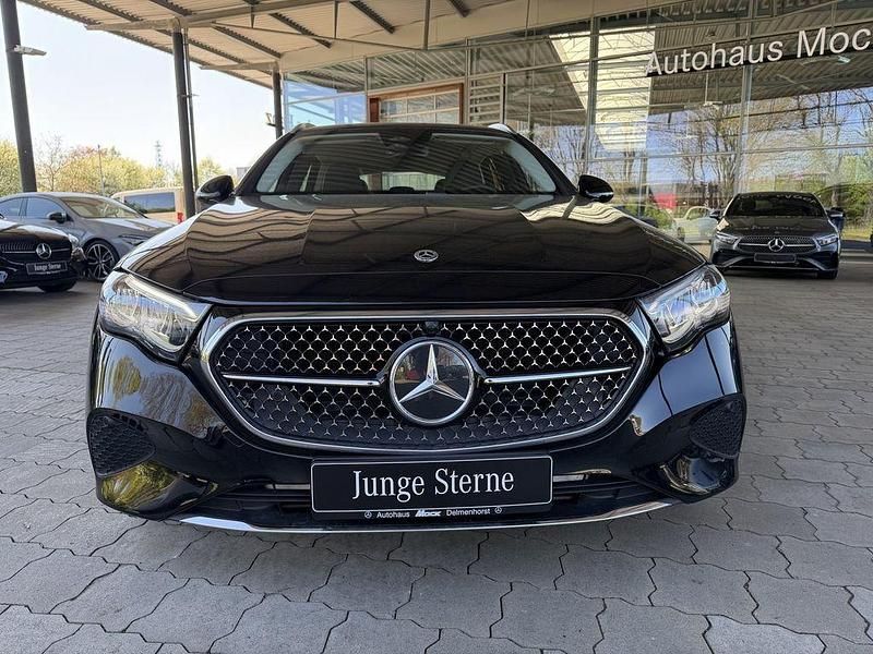Gebraucht Mercedes E220 Advanced 197 PS (144 kW) 2025 Schwarz Limousine