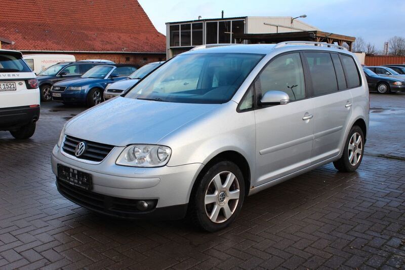 Reflexsilber metallic Gebraucht 2005 VW Touran Highline Van / Kleinbus | 1.999 € (Fairer Preis) - Bild 1/4