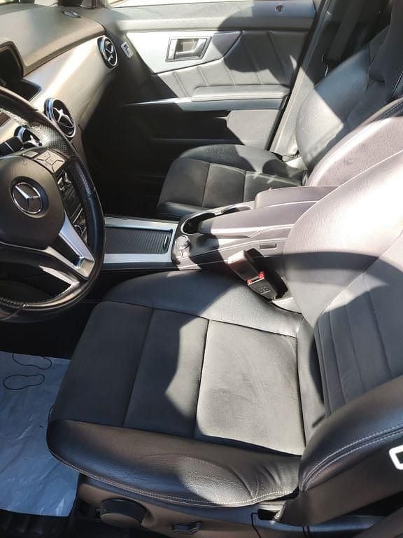 Gebraucht Mercedes GLK250 204 PS (150 kW) 2013 SUV