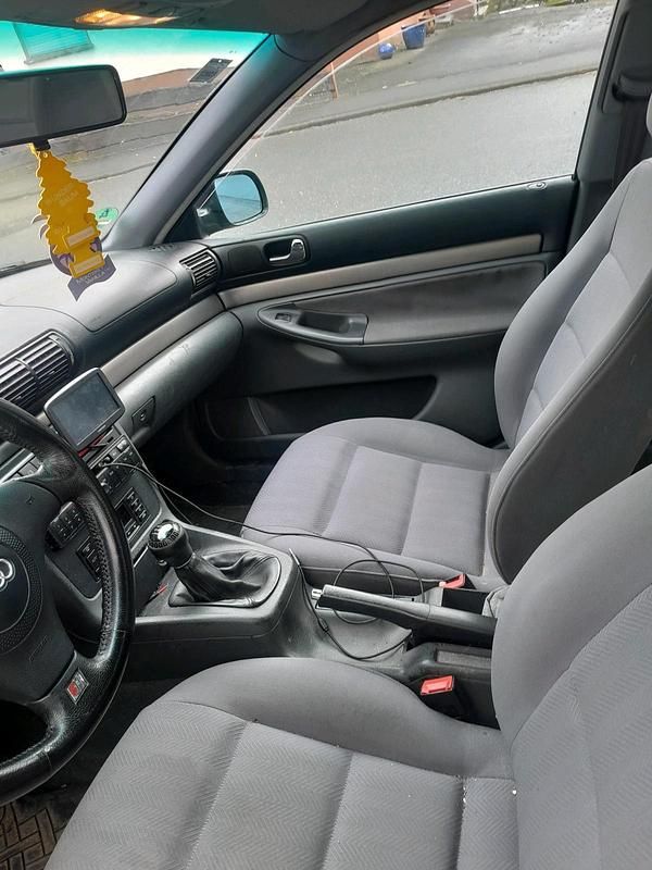 Gebraucht Audi A4 101 PS (74 kW) 1998 Schwarz Limousine