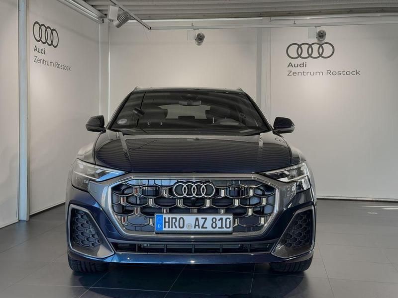 Gebraucht Audi Q8 Ambiente 286 PS (210 kW) 2024 Waitomoblau metallic SUV