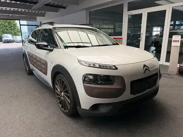 Gebraucht Citroën C4 Cactus Feel 82 PS (60 kW) 2015 Weiss Kleinwagen