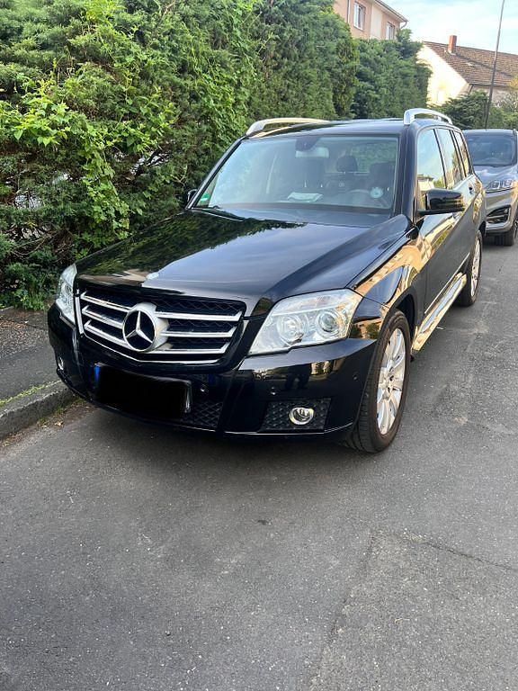 Schwarz Gebraucht 2008 Mercedes GLK320 SUV | 14.000 € (Fairer Preis) - Bild 1/4