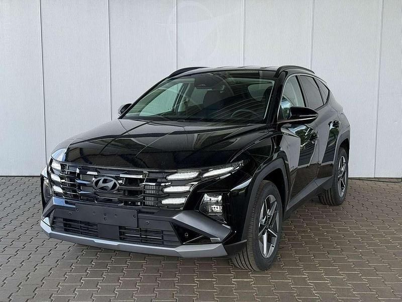Abyss black metallic Neu 2025 Hyundai Tucson GO! SUV | 30.990 € (Superpreis) - Bild 1/4