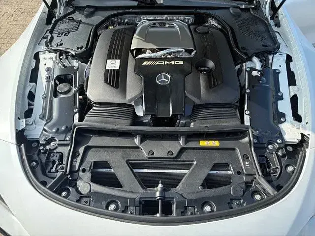Gebraucht Mercedes SL63 AMG AMG 585 PS (430 kW) 2024 Weiß Cabrio