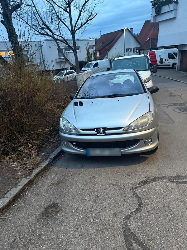 Gebraucht Peugeot 206 88 PS (64 kW) 2004 Silber Coupé