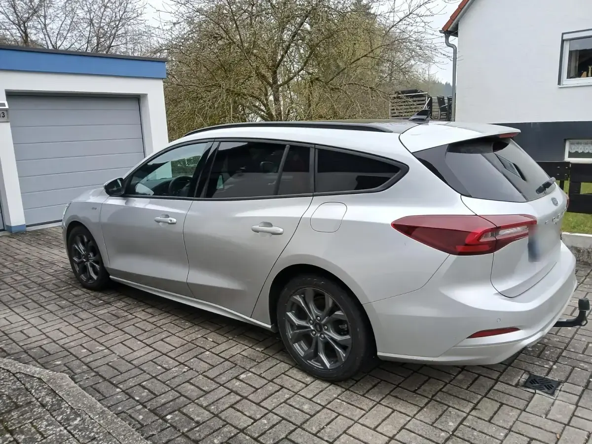 Brugt Ford Focus ST-Line 155 HK (114 kW) 2023 Sølv Stationcar