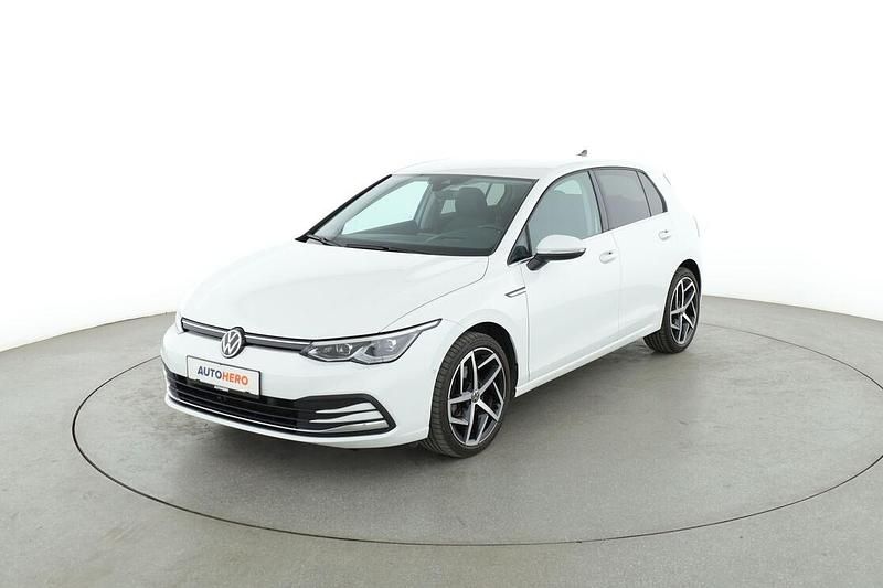 Weiß Gebraucht 2020 VW Golf VIII Style Limousine | 18.470 € (Guter Preis) - Bild 1/3