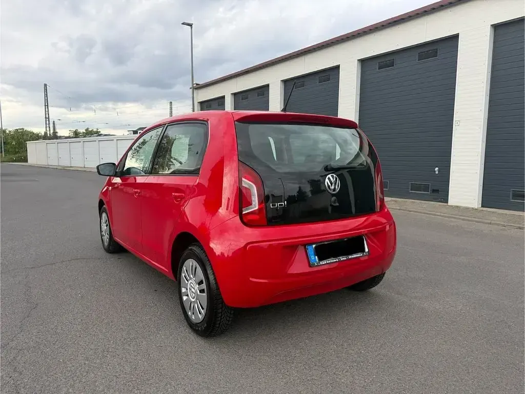 Usado VW up! 60 HP (44 kW) 2015 Vermelho Citadino