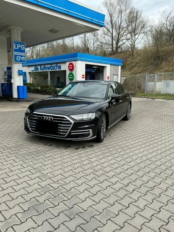 Schwarz Gebraucht 2017 Audi A8 Business Limousine | 43.500 € - Bild 1/4