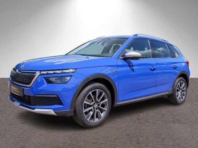 Blau Gebraucht 2022 Skoda Kamiq ScoutLine SUV | 19.990 € (Superpreis) - Bild 1/4