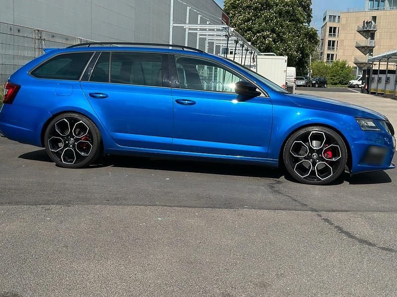 Gebraucht Skoda Octavia RS 184 PS (135 kW) 2020 Blau Kombi