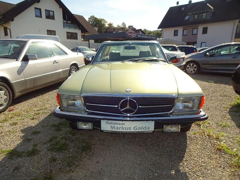 Grün Gebraucht 1979 Mercedes SL280 Cabrio | 29.950 € - Bild 1/4