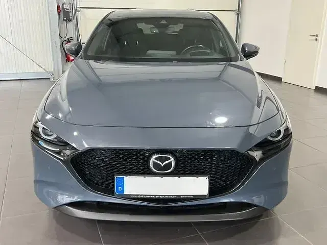 Gebraucht Mazda 3 122 PS (89 kW) 2021 Polymetal grey Limousine