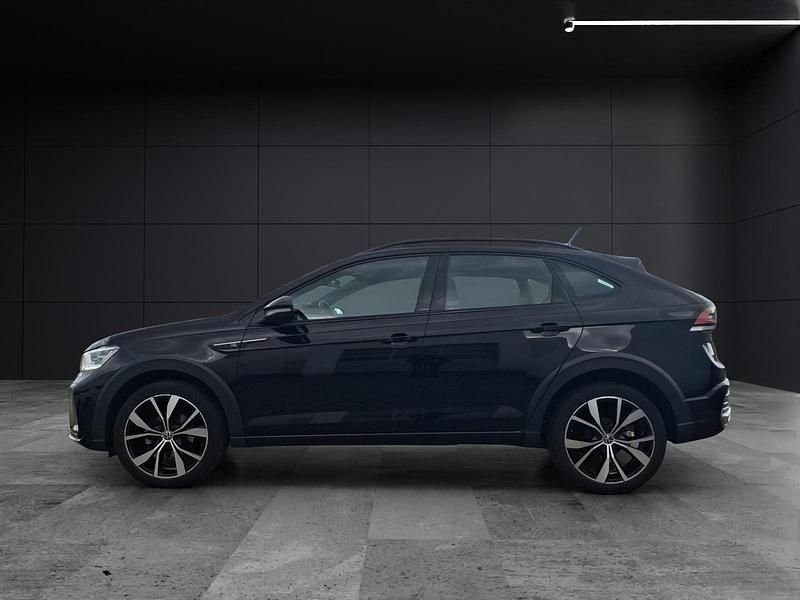 Gebraucht VW Taigo R-line 150 PS (110 kW) 2022 Deep black perleffekt SUV