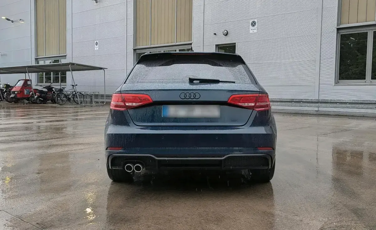 Gebraucht Audi A3 S-Line 190 PS (139 kW) 2019 Blau Limousine