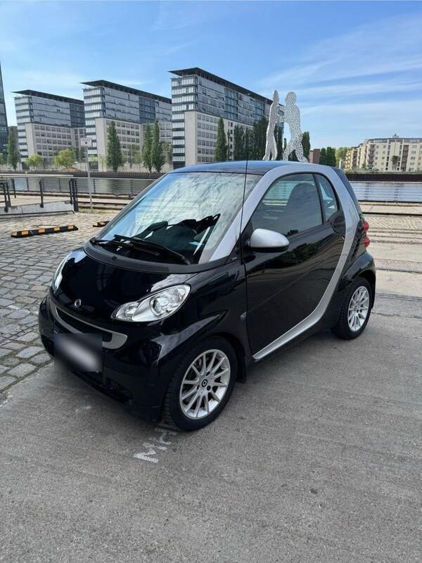 Schwarz Gebraucht 2011 Smart ForTwo Coupé Passion Kleinwagen | 4.860 € (Fairer Preis) - Bild 1/4