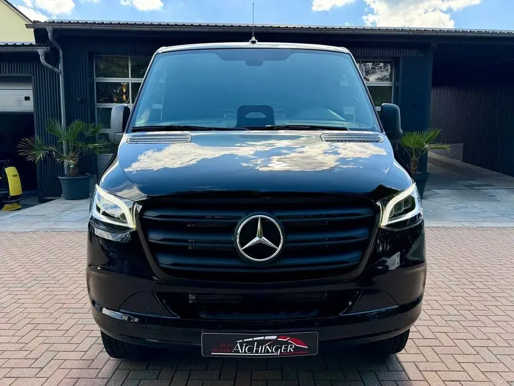 Neu Mercedes Sprinter 190 PS (139 kW) 2026 Schwarz Van