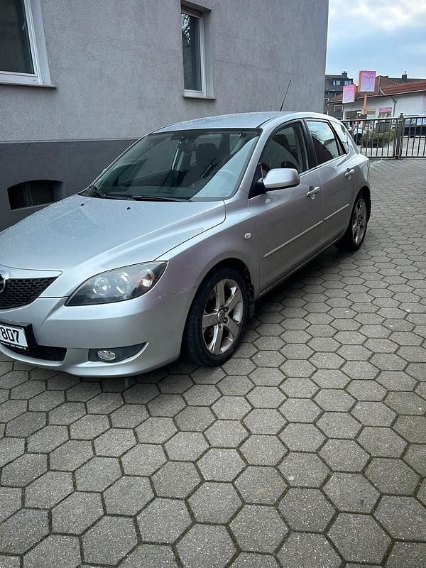 Silber Gebraucht 2005 Mazda 3 Kombi | 1.500 € (Fairer Preis) - Bild 1/4