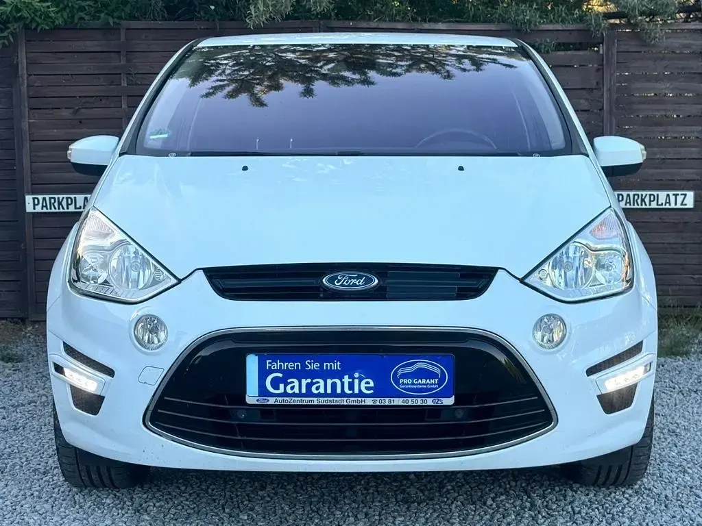 Gebraucht Ford S-MAX Titanium 163 PS (119 kW) 2013 Weiß Van / Kleinbus